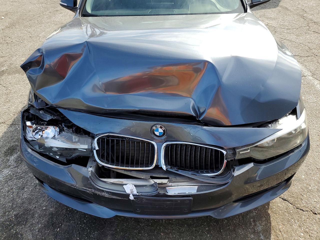 2015 BMW 3 series VIN WBA3C1G5XFNR50080 photo 11