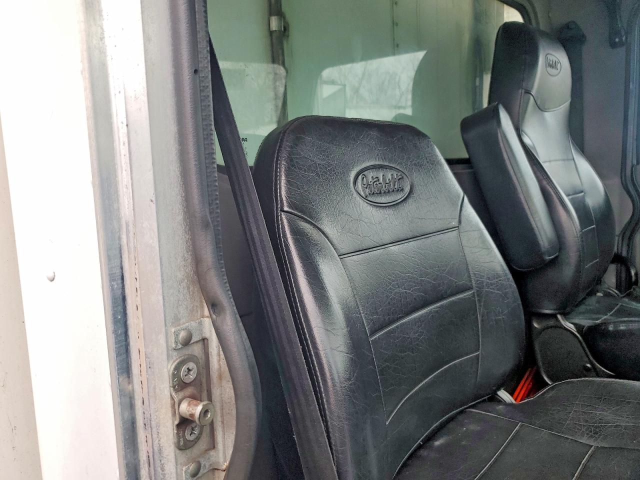 2014 PETERBILT All models VIN 2NP2HM7X3EM220974 photo 6