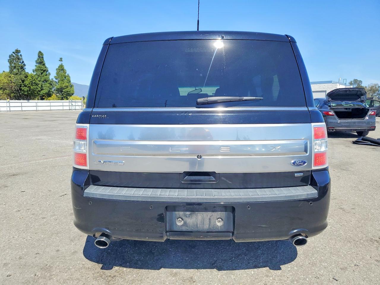 2018 Ford Flex VIN 2FMHK6D83JBA05897 photo 6