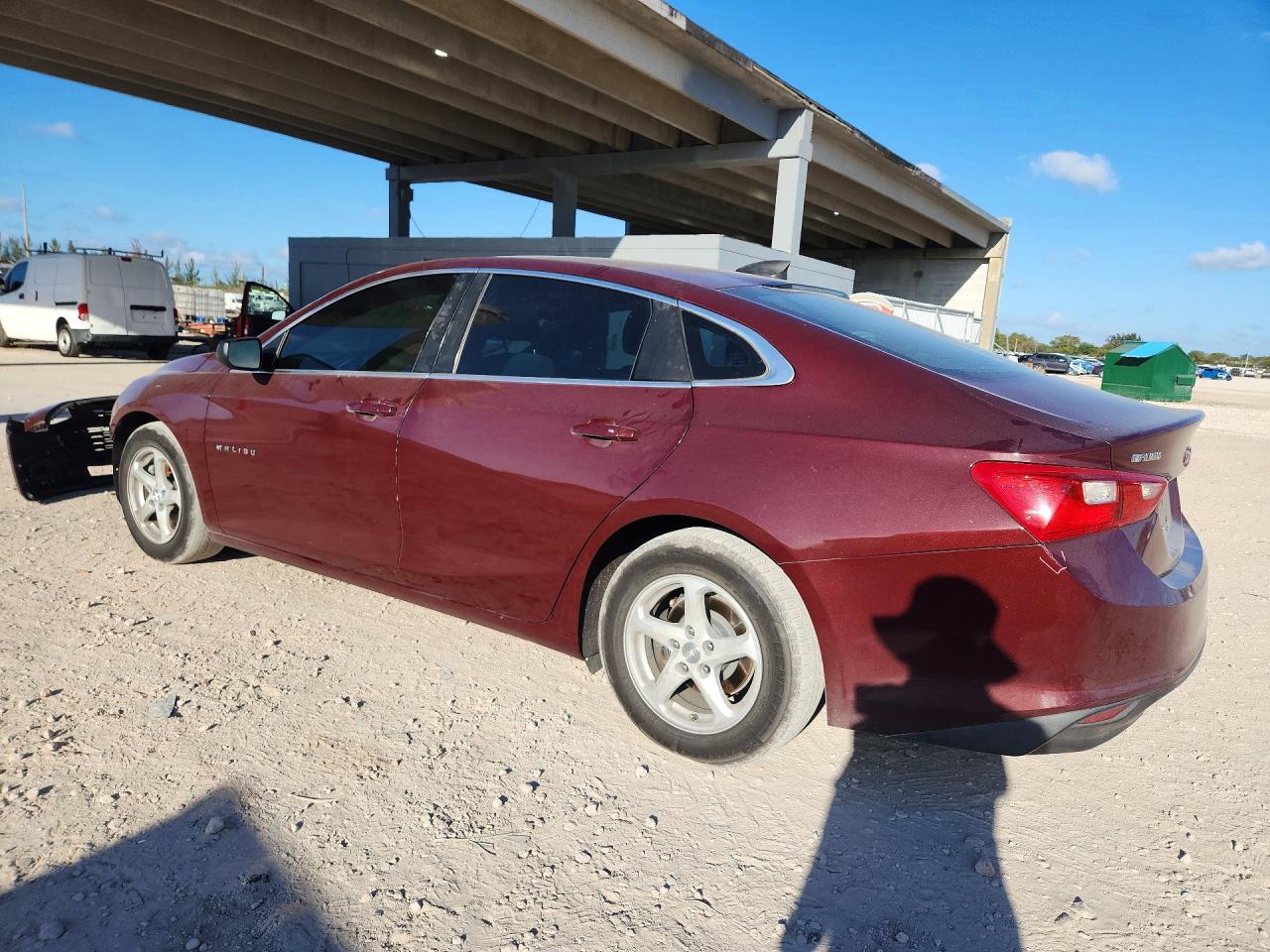 2016 Chev Malibu VIN 1G1ZB5ST6GF287169 photo 2
