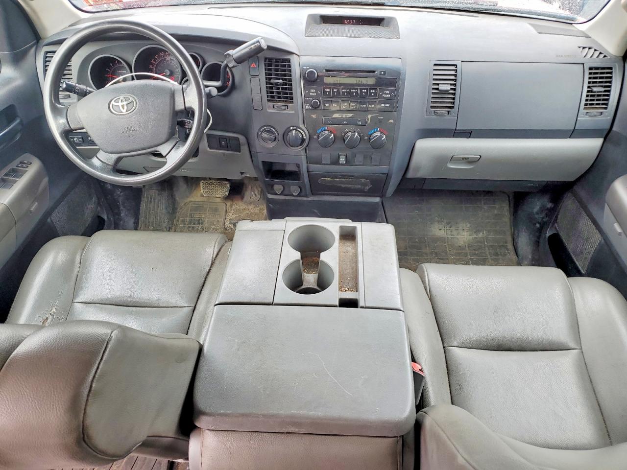 2013 Toyota Tundra VIN 5TFUM5F19DX050279 photo 8