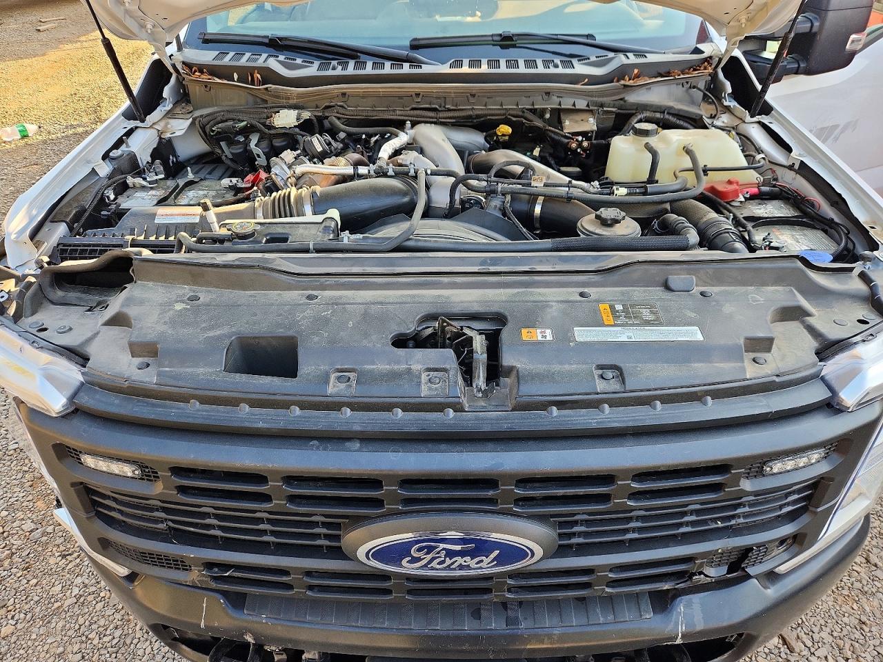 2024 Ford F550 VIN 1FD0W5HT7REC85902 photo 12