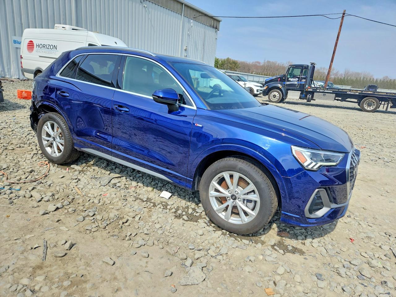 2023 Audi Q3 VIN WA1EECF37P1022540 photo 4