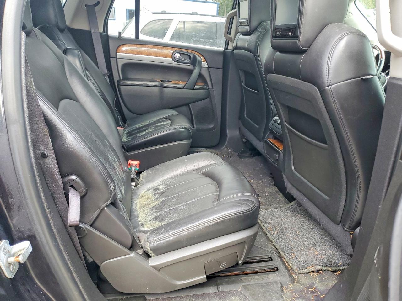 2011 Buick Enclave VIN 5GAKRBED7BJ357437 photo 11