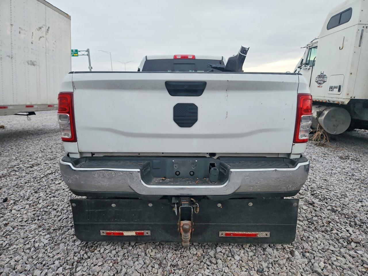 2022 RAM 3500 VIN 3C63R3GL5NG225917 photo 6