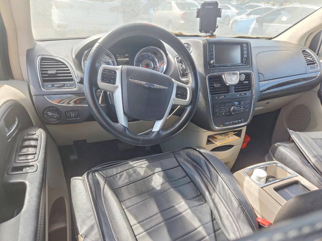 2015 Chrysler Minivan VIN 2C4RC1BG7FR514831 photo 8