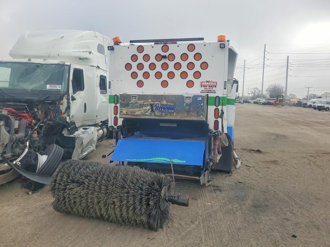 2024 FREIGHTLINER All other VIN 1FVACWFE3RHVH5984 photo 6
