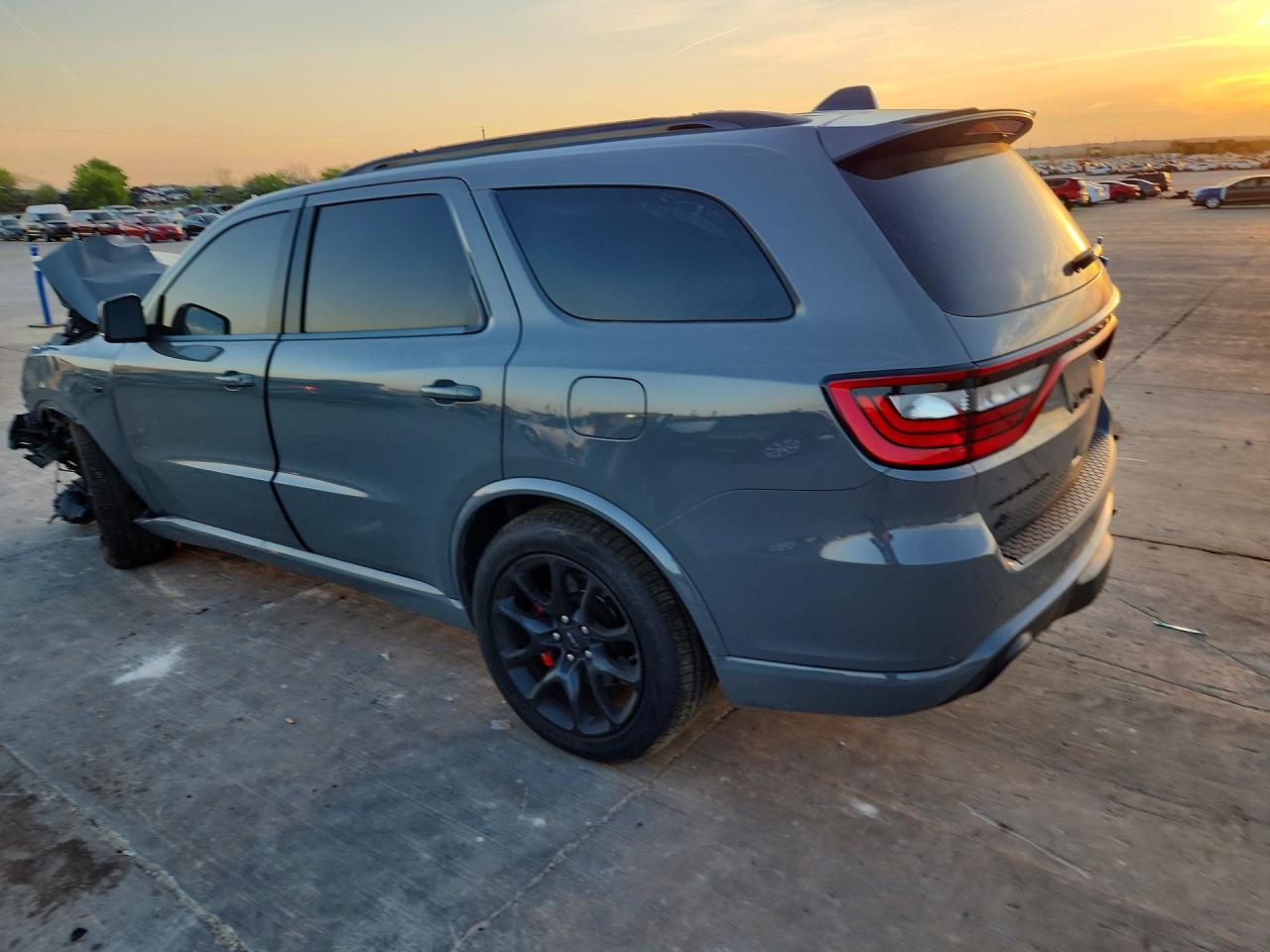 2023 Dodge Durango VIN 1C4SDJGJ7PC576226 photo 2