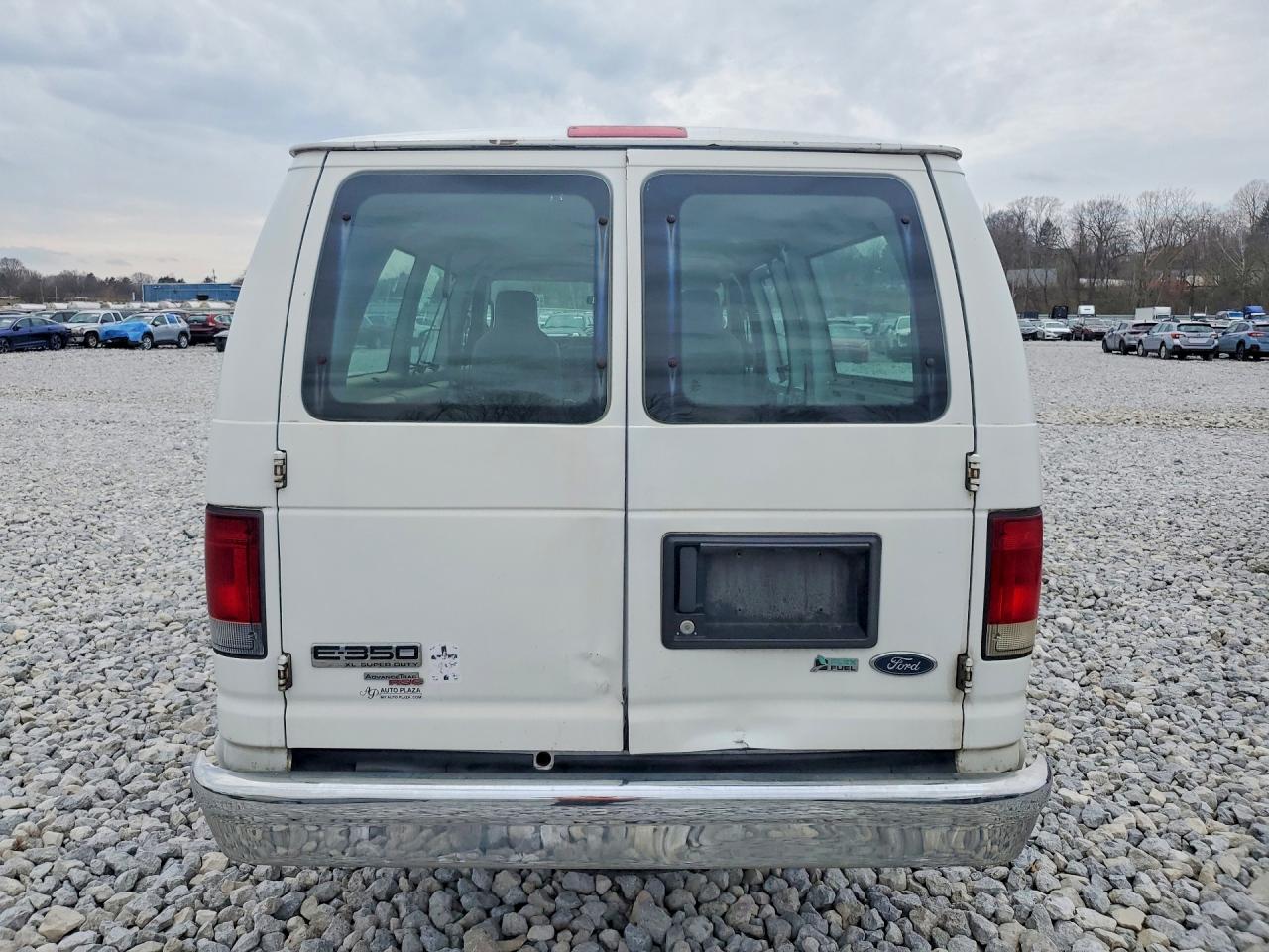 2010 Ford Econoline VIN 1FBSS3BL5ADA70118 photo 6