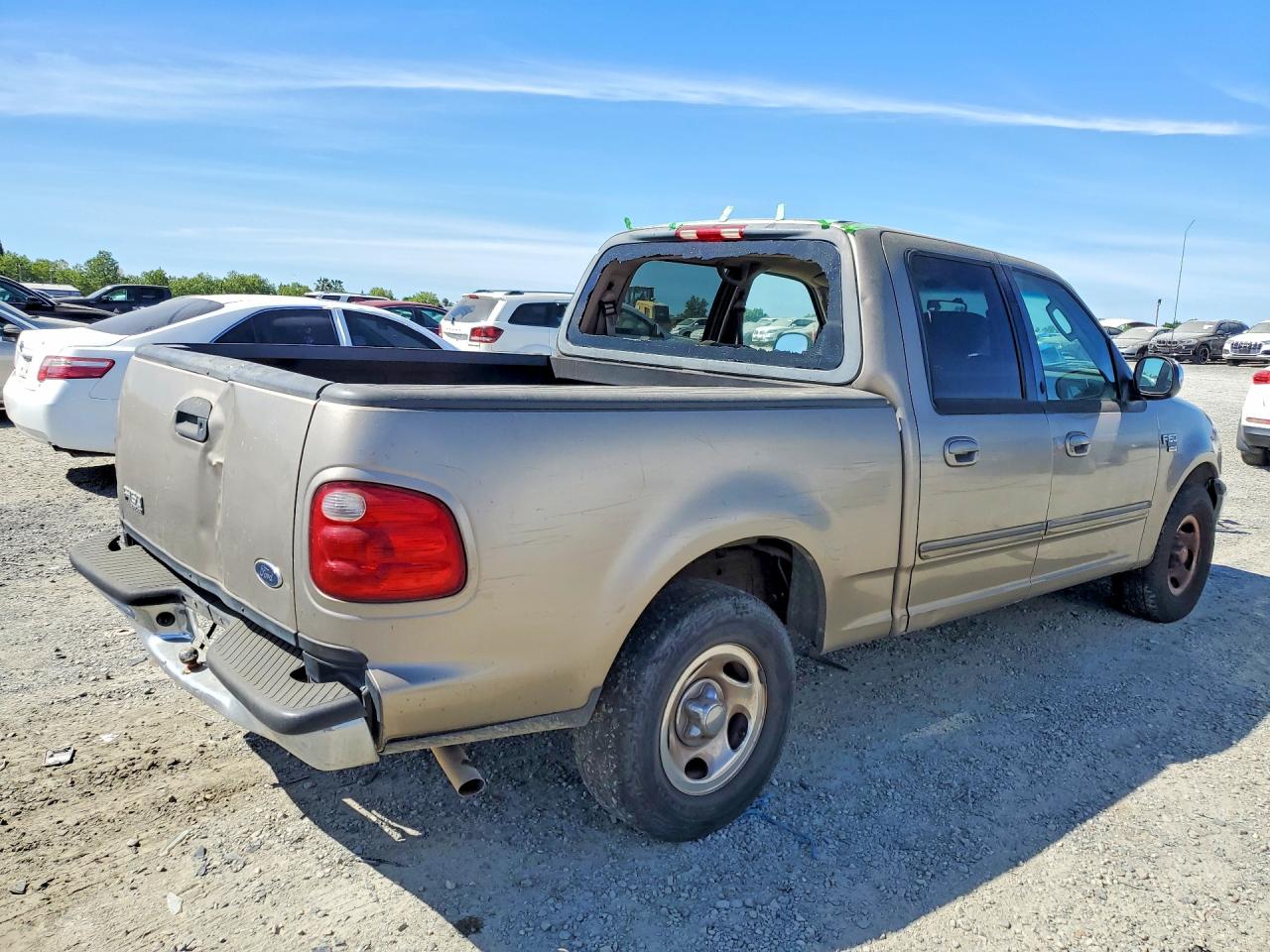 2002 Ford F150 VIN 1FTRW07622KC35264 photo 3