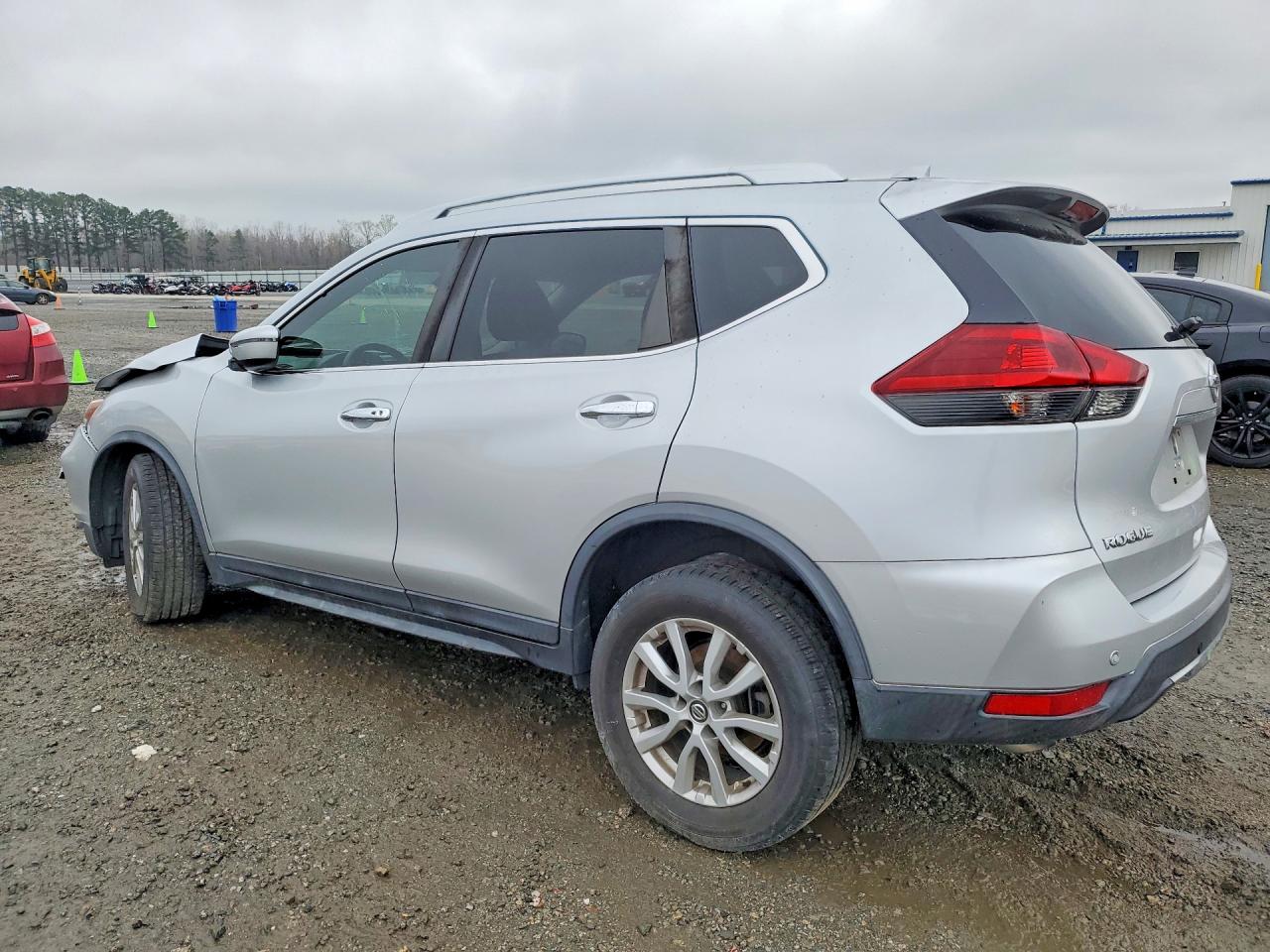 2020 Nissan Rogue VIN KNMAT2MTXLP539619 photo 2