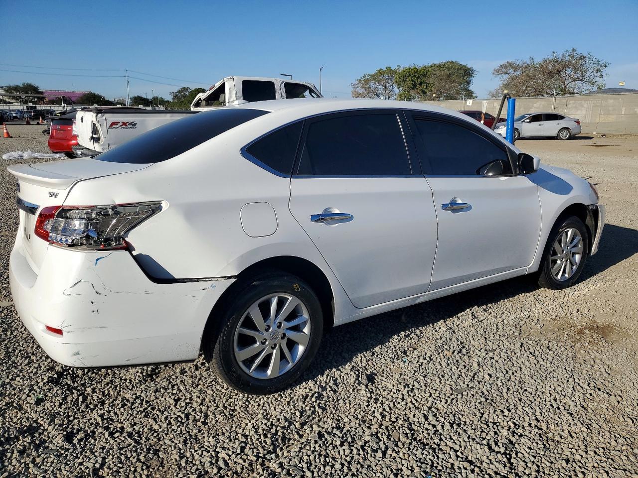 2015 Niss Sentra VIN 3N1AB7AP8FY340694 photo 3