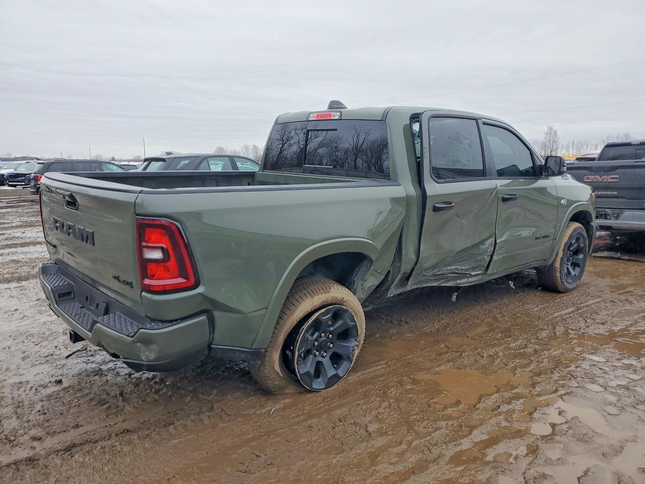 2026 RAM 1500 VIN 1C6SRFFT8TN303285 photo 3