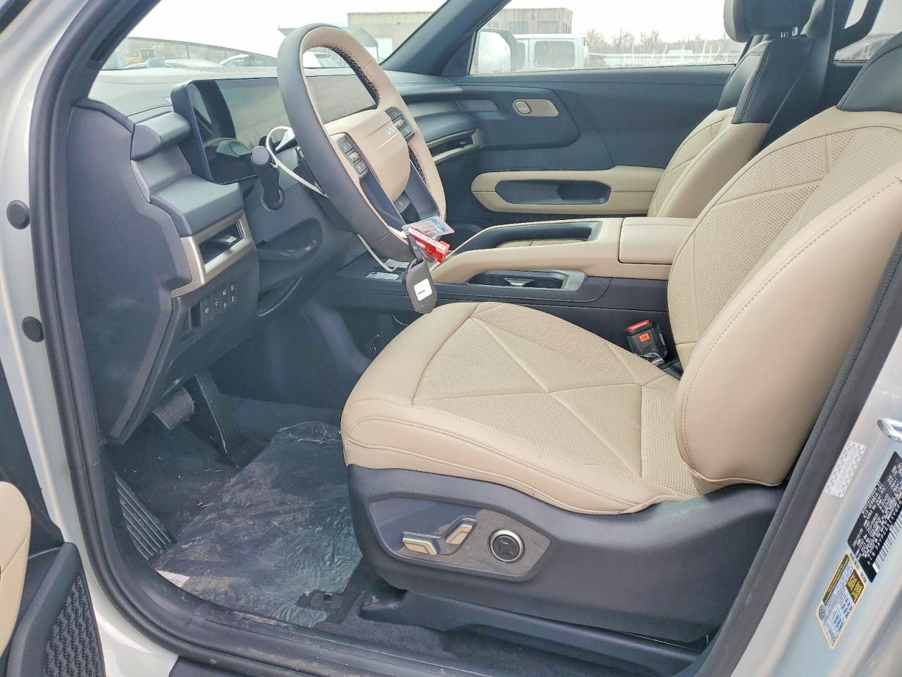 2027 Kia Telluride VIN 5XYPC5S11VG007078 photo 7