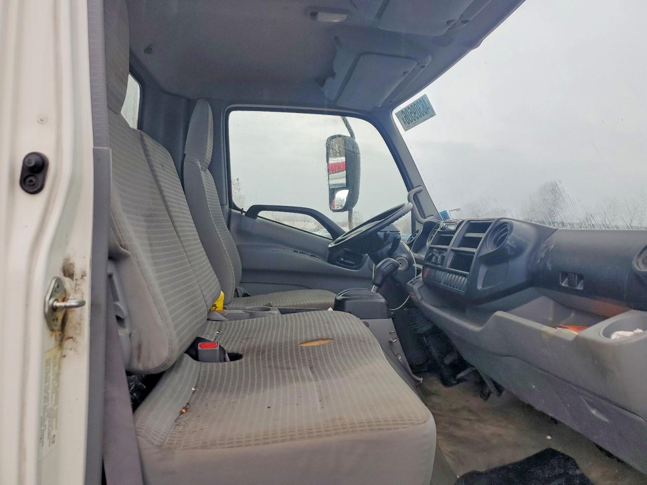 2015 HINO All other VIN JHHRDM2H0FK002055 photo 11