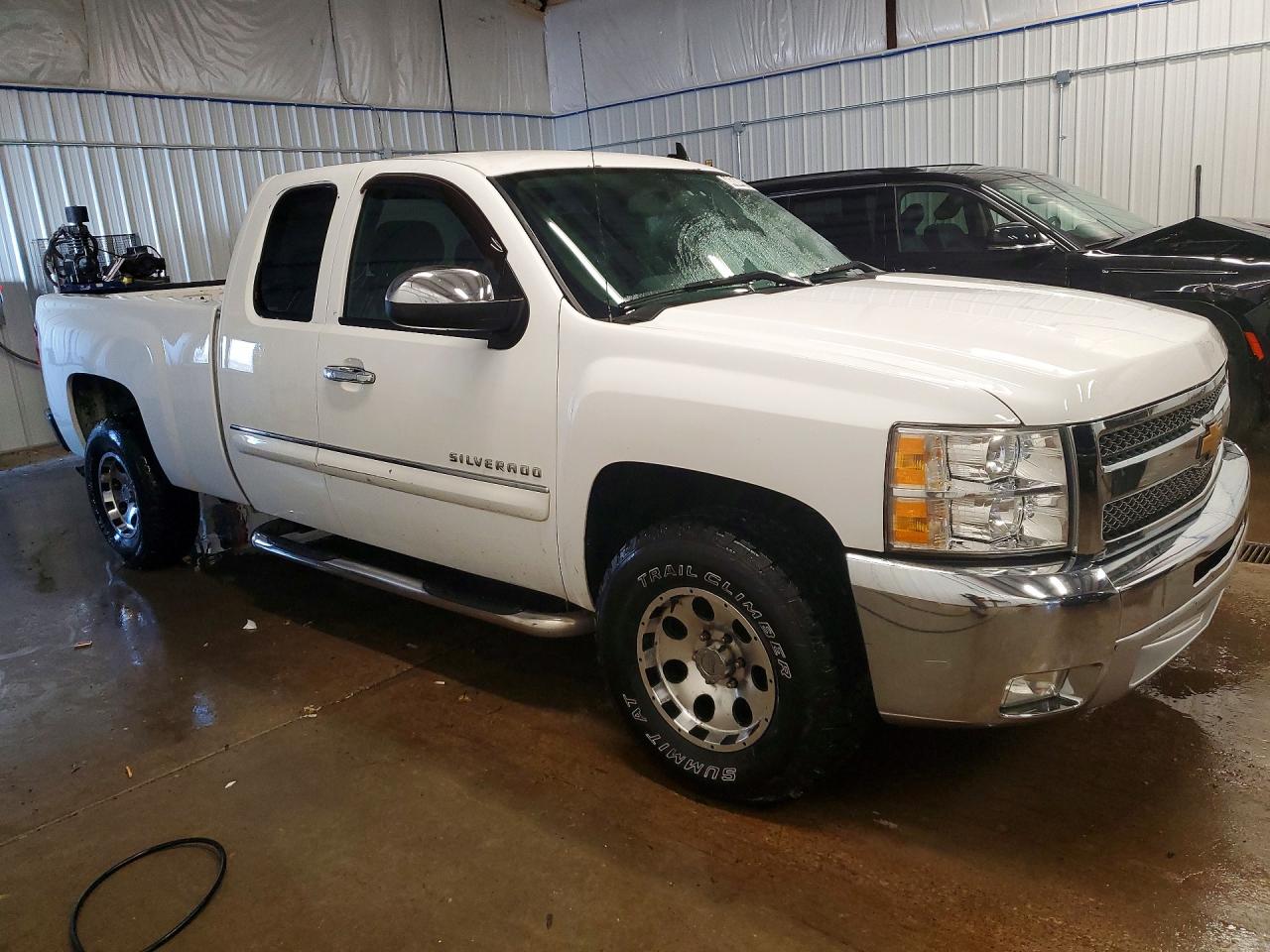 2012 Chevrolet All models VIN 1GCRCSE03CZ254319 photo 4