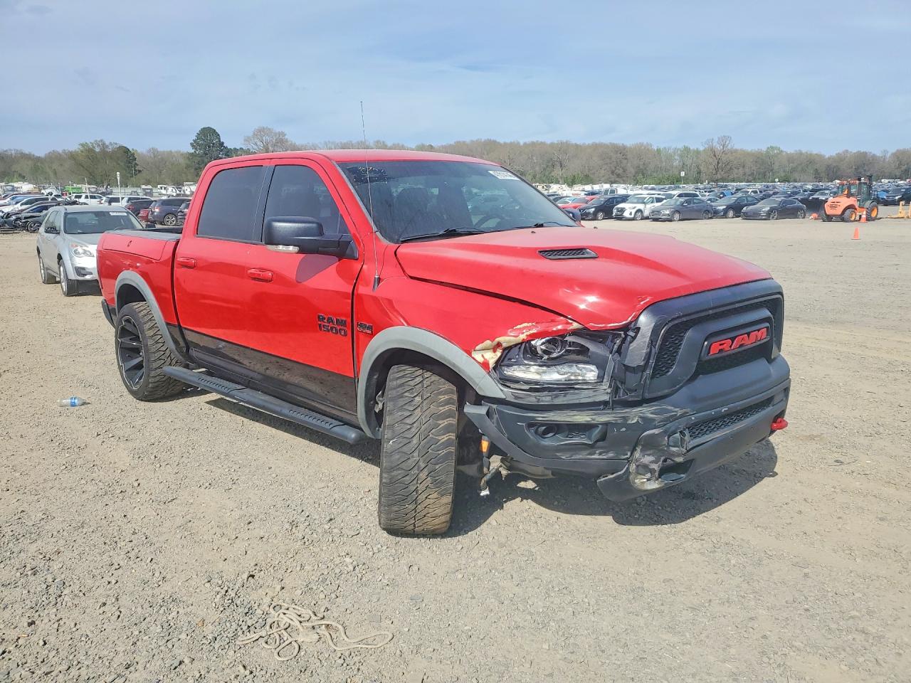 2015 Ram 1500 VIN 1C6RR7YT7FS785562 photo 4