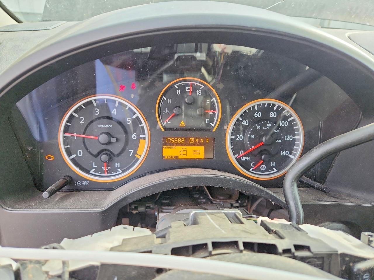 2012 Nissan TITAN VIN 1N6AA0EKXCN315582 photo 9
