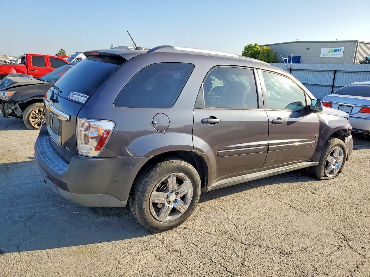 2008 Chevrolet Equinox VIN 2CNDL63F086078207 photo 3