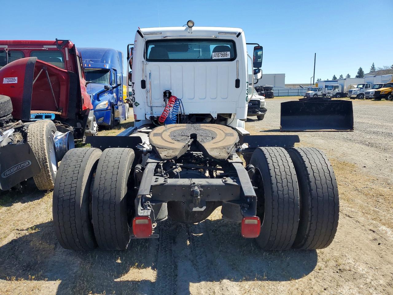 2019 FREIGHTLINER All other VIN 1FUBC4FT9KHLH9243 photo 6