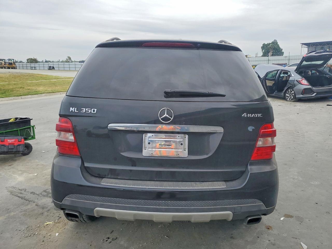 2008 Mercedes M-class VIN 4JGBB86EX8A403165 photo 6