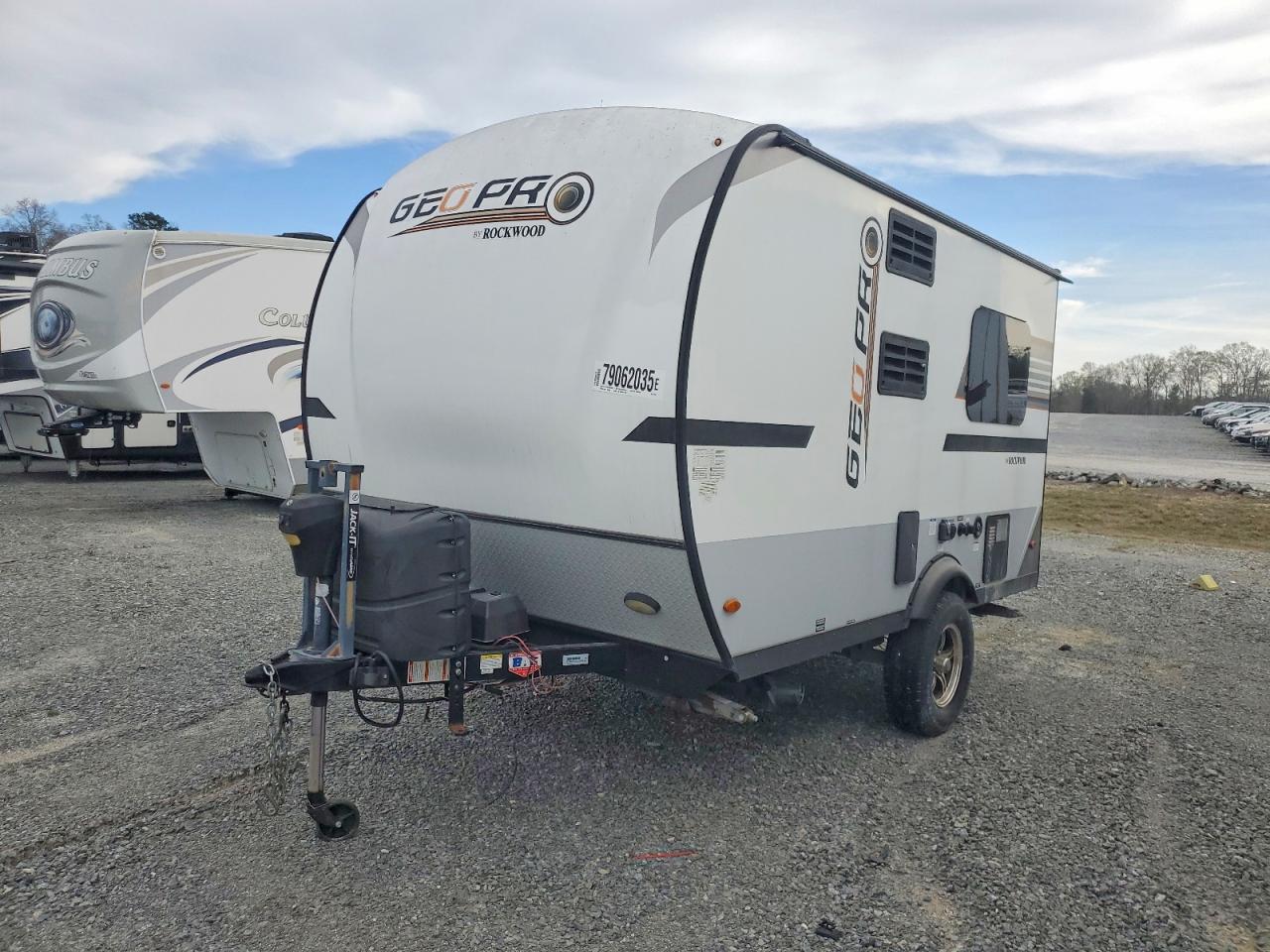 2019 FOREST Recreation VIN 5ZT2RSDC5K3007248 photo 2