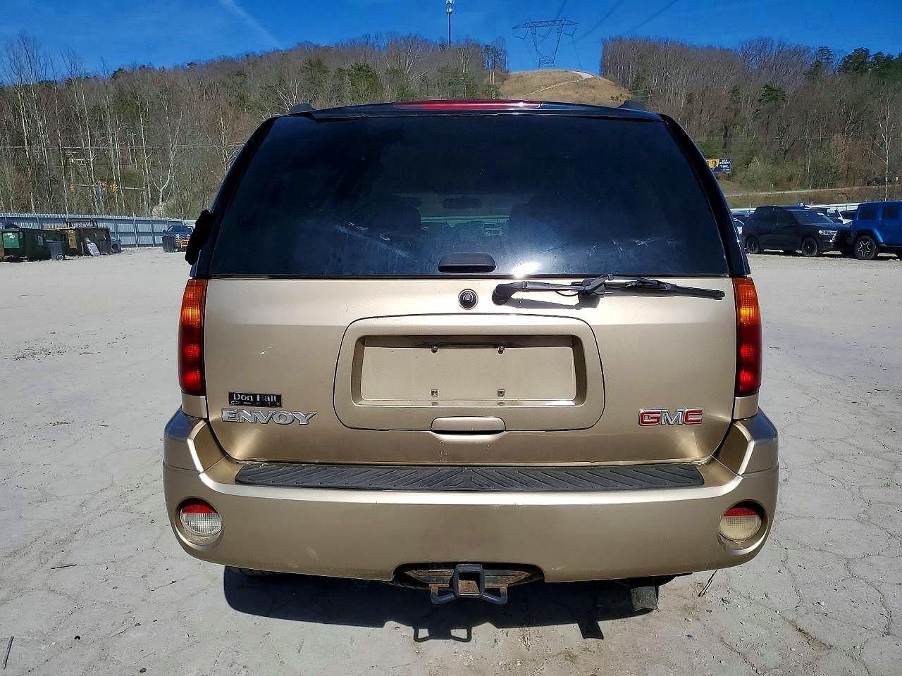 2004 GMC Envoy VIN 1GKDT13S142235999 photo 6