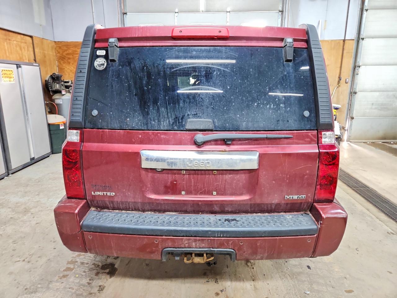 2008 Jeep Commander VIN 1J8HH58208C111519 photo 6