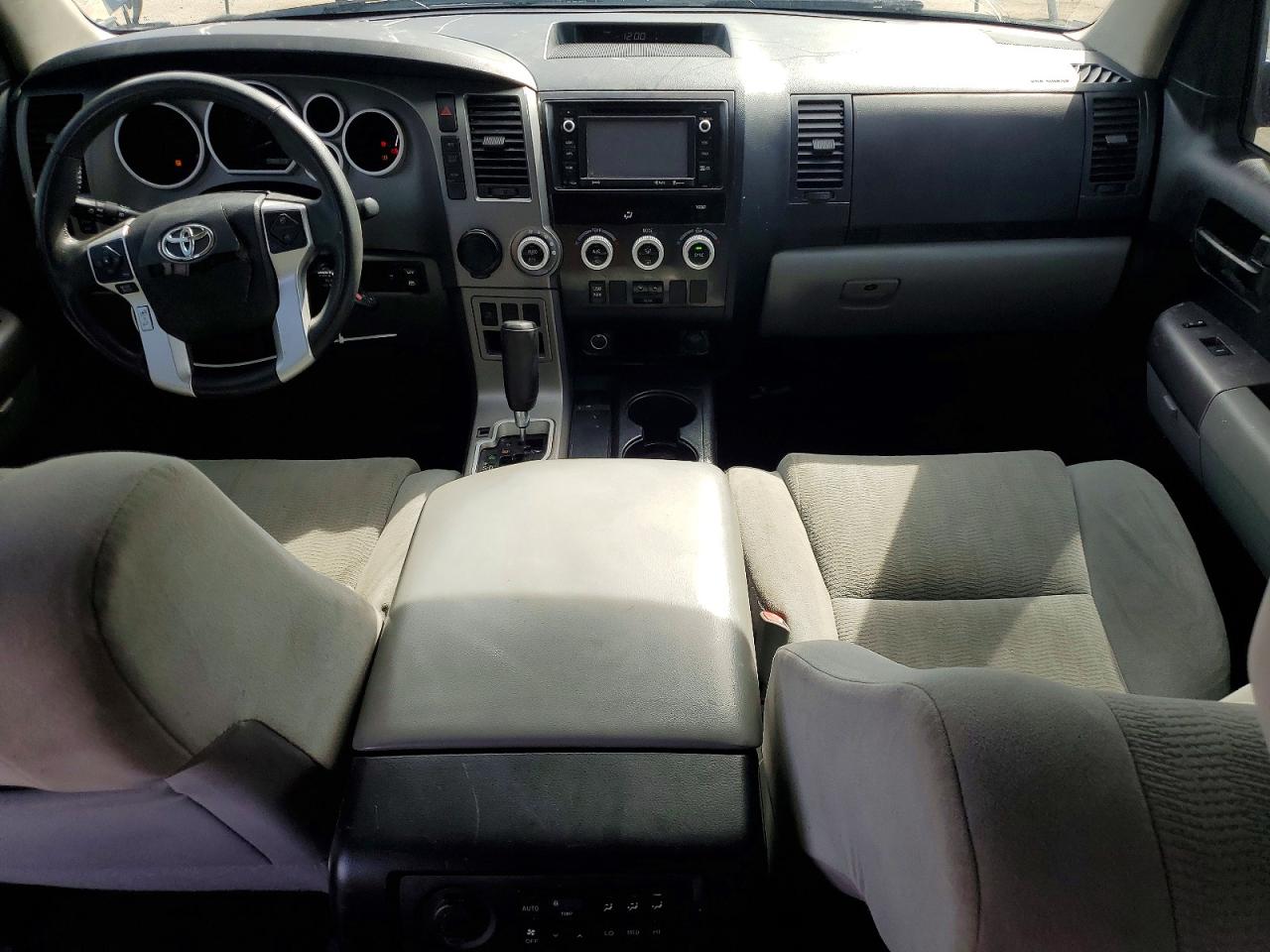 2017 Toyota Sequoia VIN 5TDZY5G12HS068465 photo 8