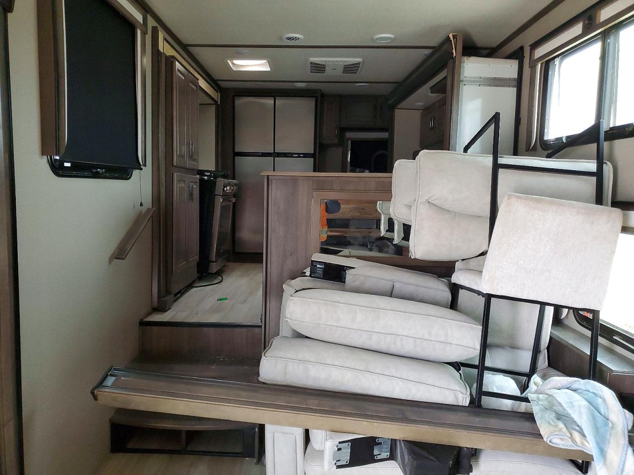 2021 GRAND Recreation VIN 573FS4427MAA05277 photo 6