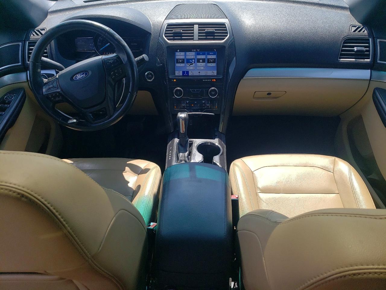 2017 Ford Explorer VIN 1FM5K7D89HGB27272 photo 8