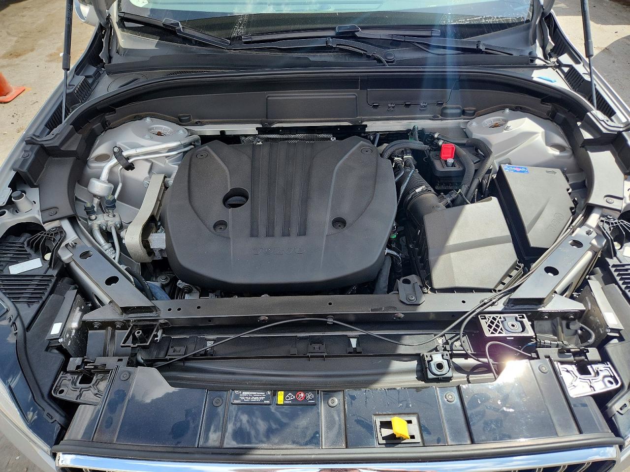 2023 Volvo Xc60 VIN YV4L12RNXP1194963 photo 12