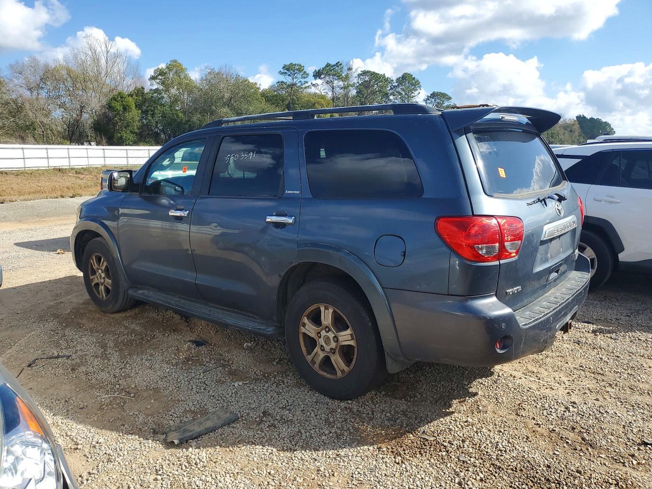 2008 Toyota Sequoia VIN 5TDZY68A48S004528 photo 2