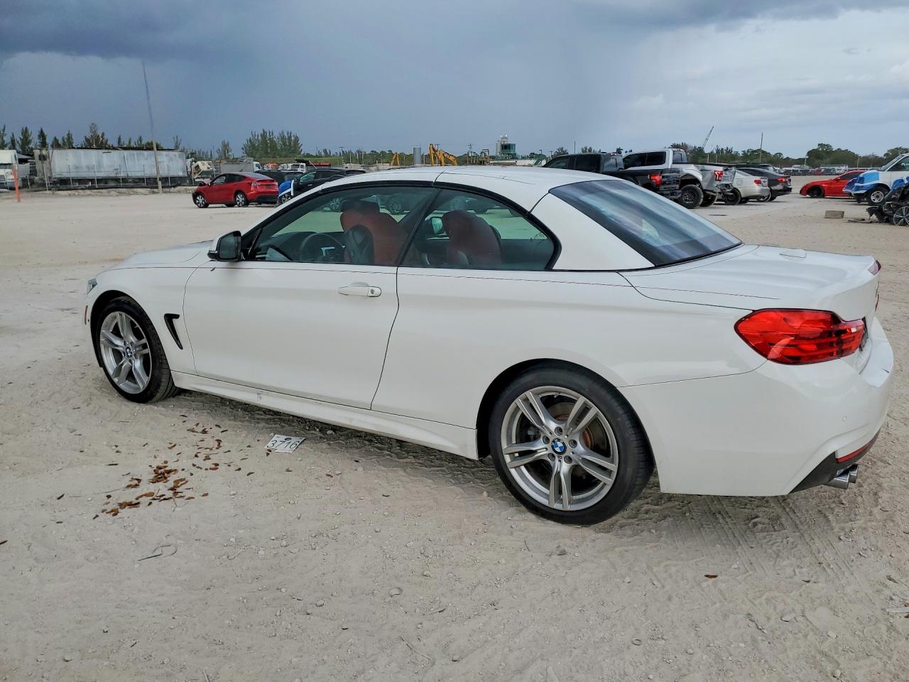 2017 BMW 4 series VIN WBA4U7C56H5D43528 photo 2