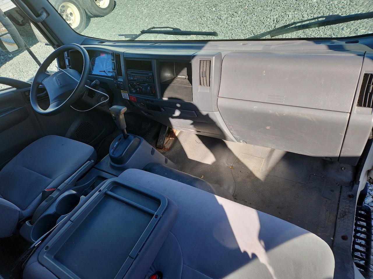 2017 Isuzu Npr hd VIN JALC4W160H7002193 photo 8