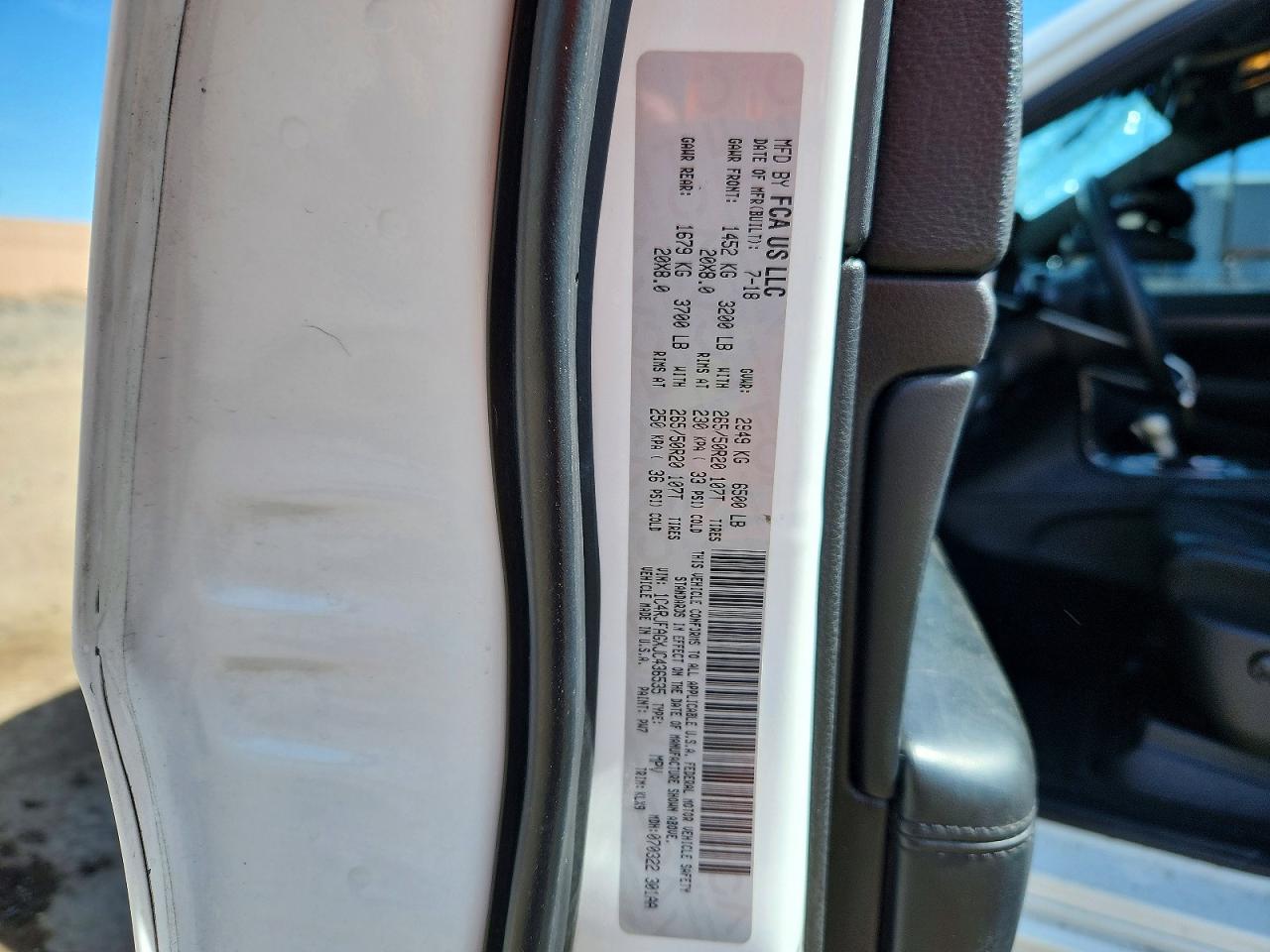 2018 Jeep Cherokee VIN 1C4RJFAGXJC436535 photo 12