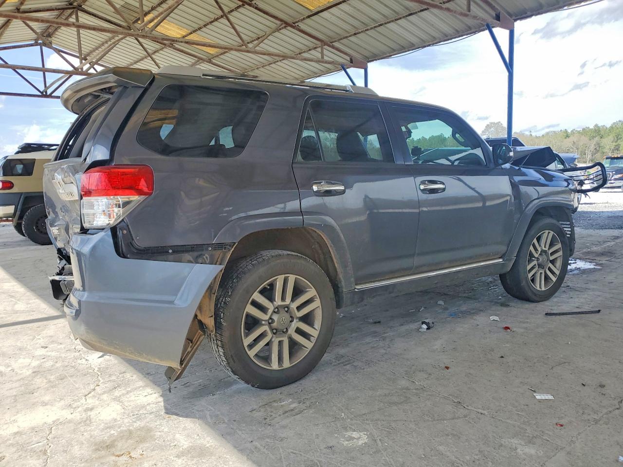 2011 Toyota 4runner VIN JTEBU5JR7B5066635 photo 3