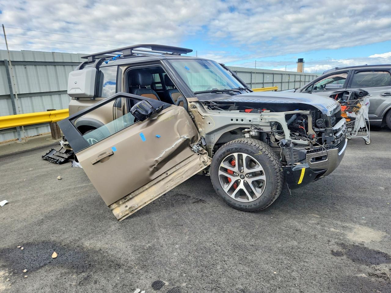 2021 LANDAU Defender VIN SALEX6RU0M2053617 photo 4
