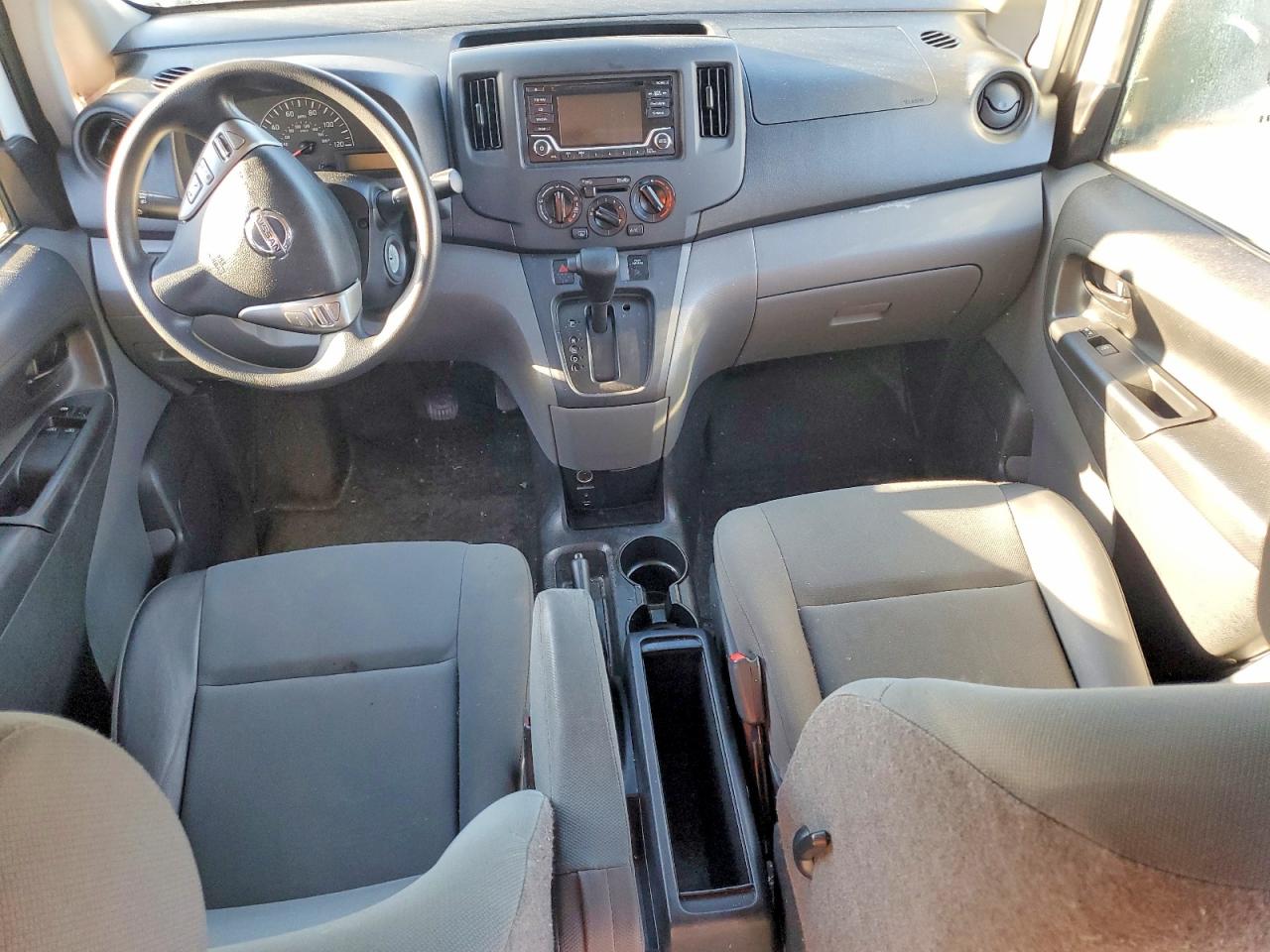 2019 Nv VIN 3N6CM0KN7KK708877 photo 8