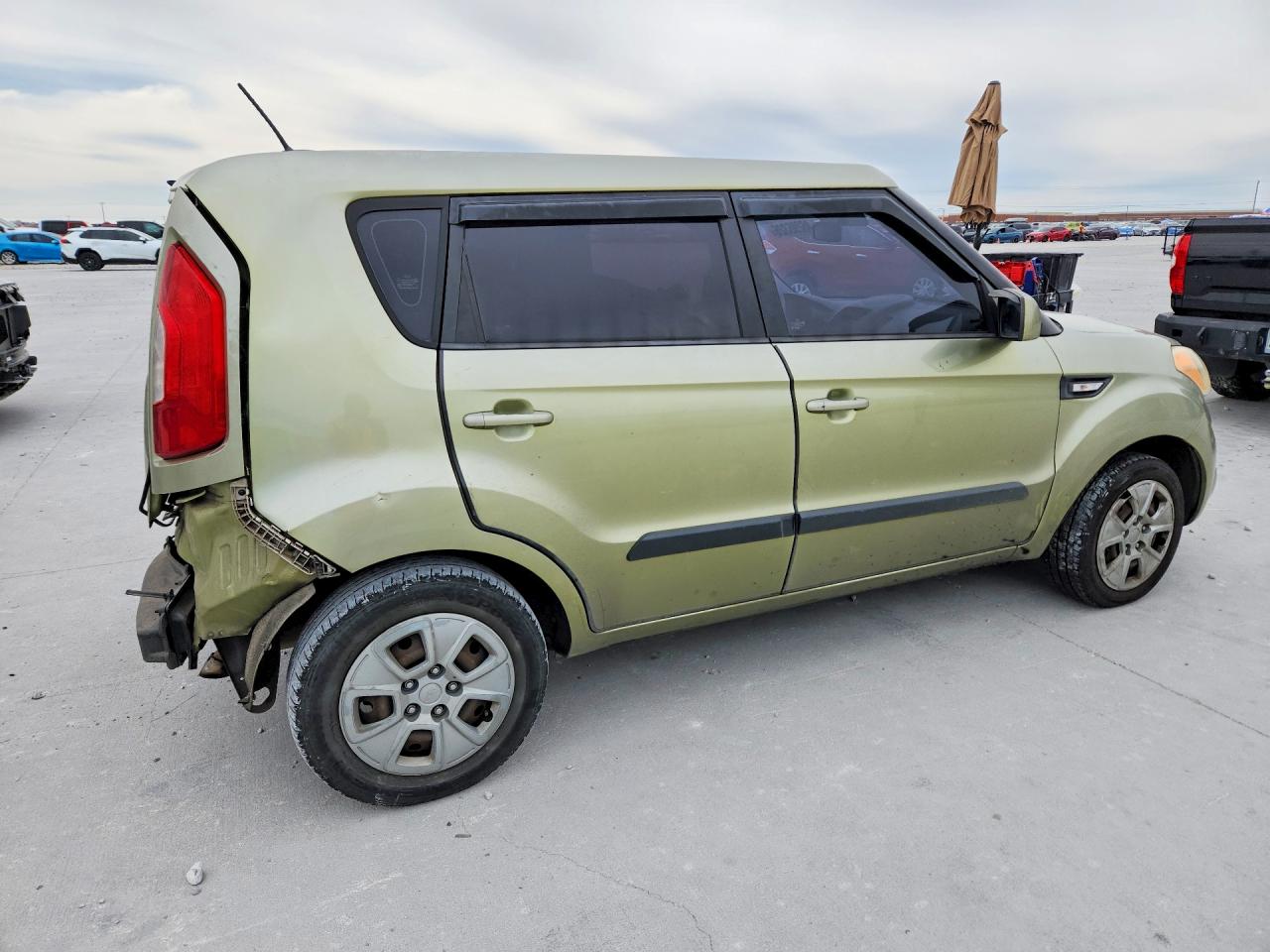 2012 Kia Soul base VIN KNDJT2A55C7447971 photo 3