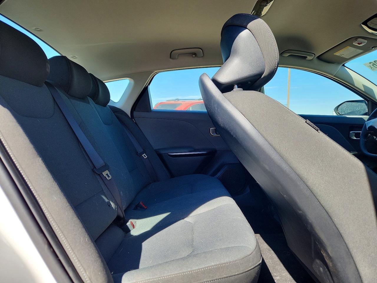 2025 Kia All other VIN 3KPFT4DE1SE200538 photo 10