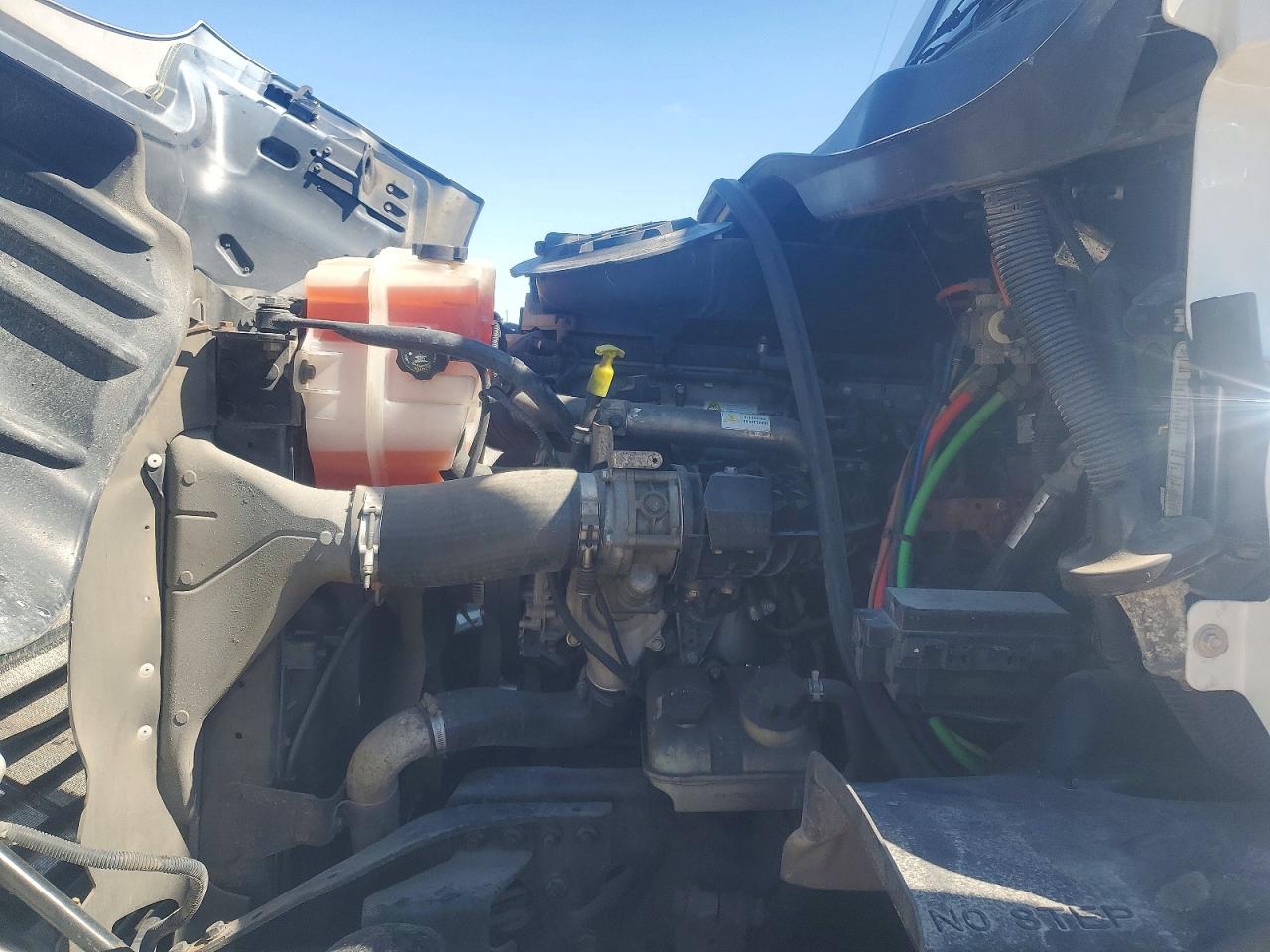 2016 FREIGHTLINER Cascadia VIN 3ALAGGDV9GSGT0988 photo 7