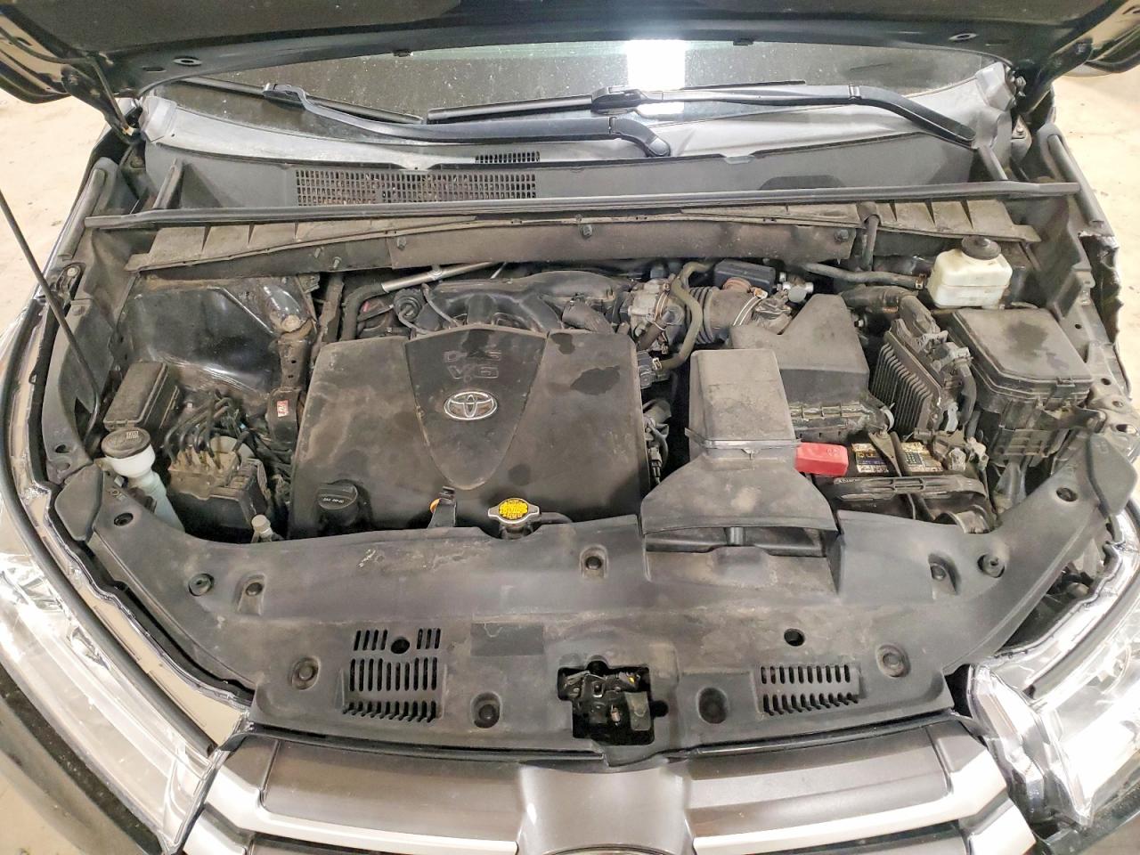 2017 Toyota Highlander VIN 5TDJZRFH0HS442815 photo 12