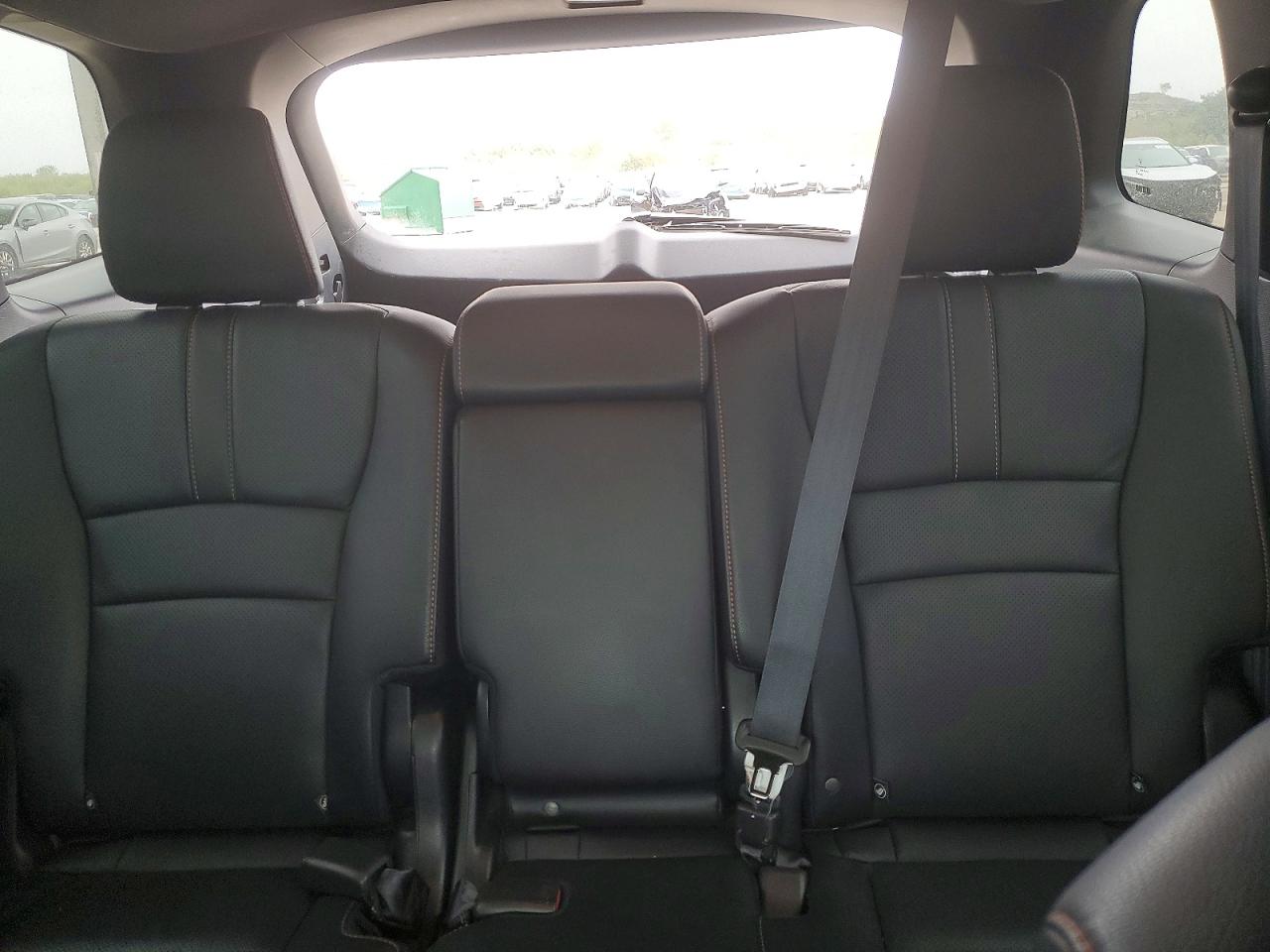 2022 Honda Passport VIN 5FNYF8H61NB017598 photo 10