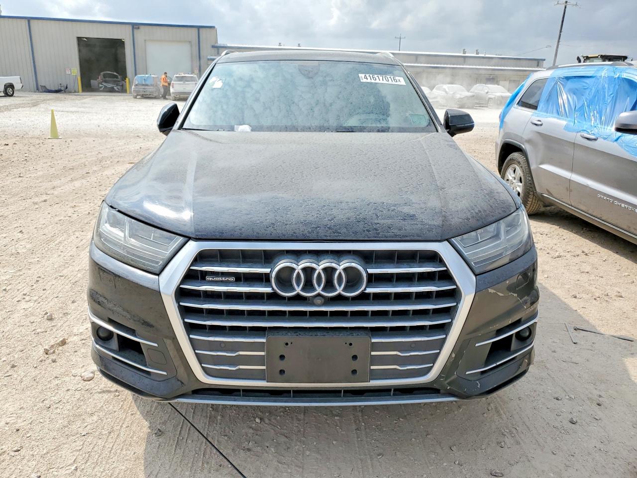 2019 Audi Q7 VIN WA1VAAF70KD007467 photo 5