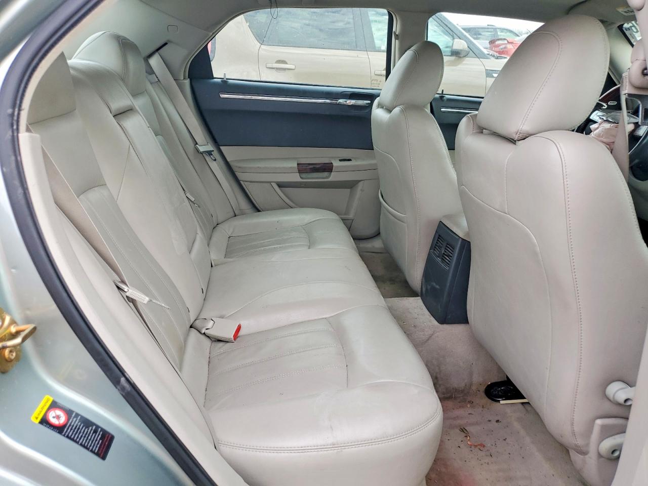 2005 Chrysler 300 VIN 2C3AA63H15H679273 photo 10