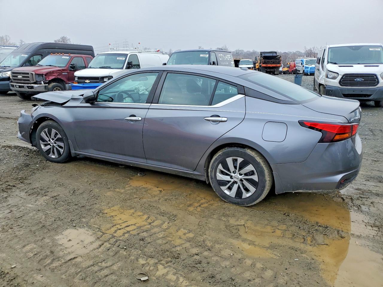 2019 Nissan Altima VIN 1N4BL4BV3KC136033 photo 2