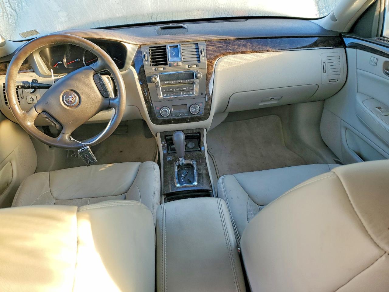 2008 Cadillac Dts VIN 1G6KD57Y38U141450 photo 8