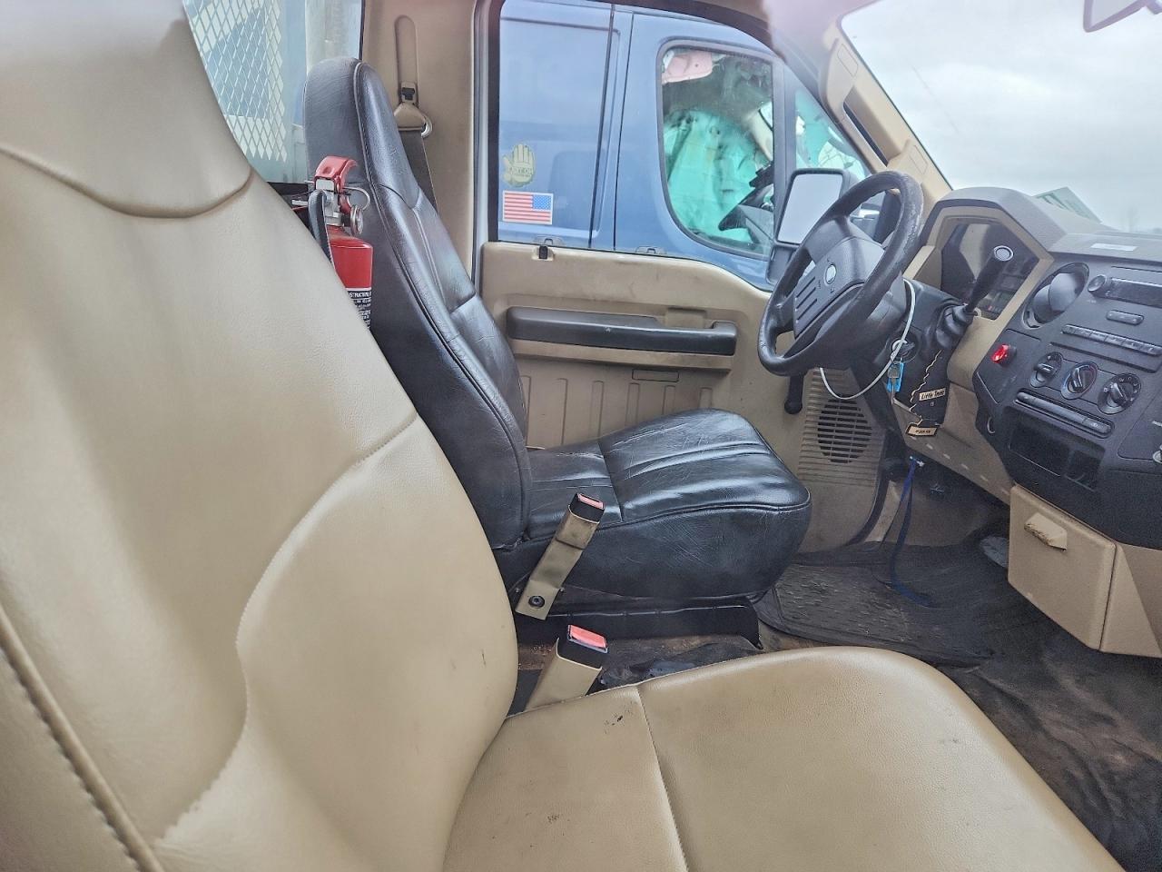 2008 Ford F350 VIN 1FDWF30548EC54908 photo 10