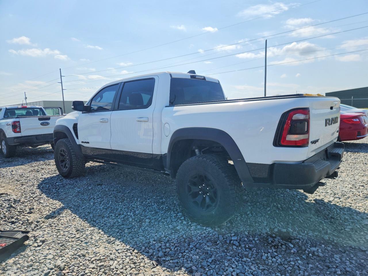 2022 Ram 1500 VIN 1C6SRFU91NN260080 photo 2